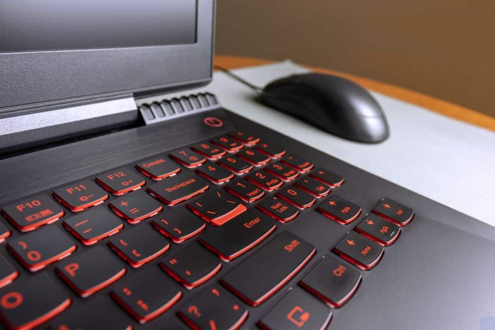 Acer Nitro 5 y Predator Helios 300