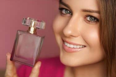 perfumes frescos de mujer que eligen las argentinas
